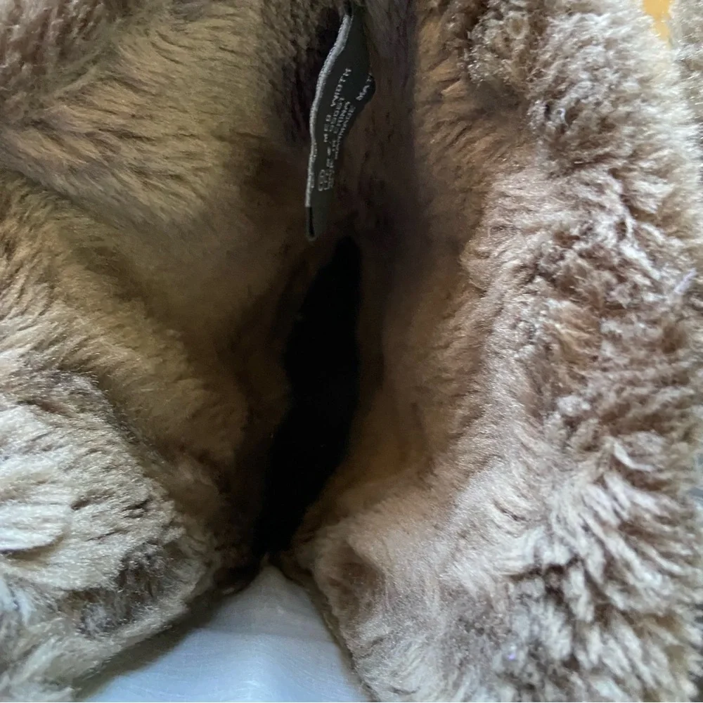 Totes Quilted Snow Boots Sz 8 Winter Faux Fur Fleece Plush Lined Waterproof Cozy